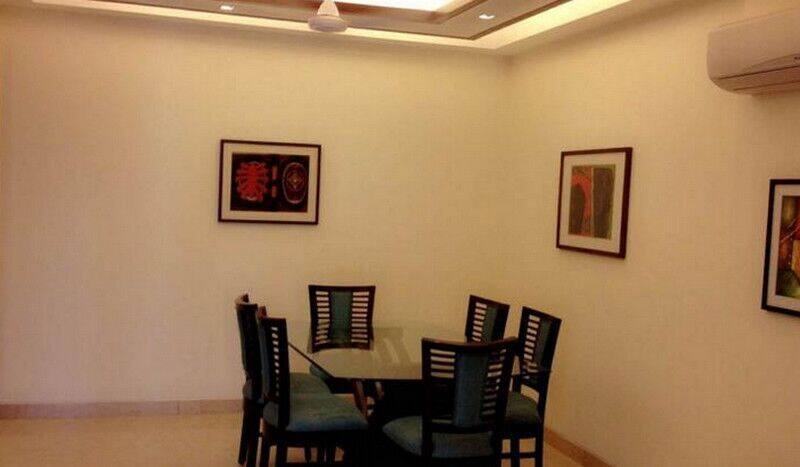 TG Stays Pamposh Enclave, New Delhi 2